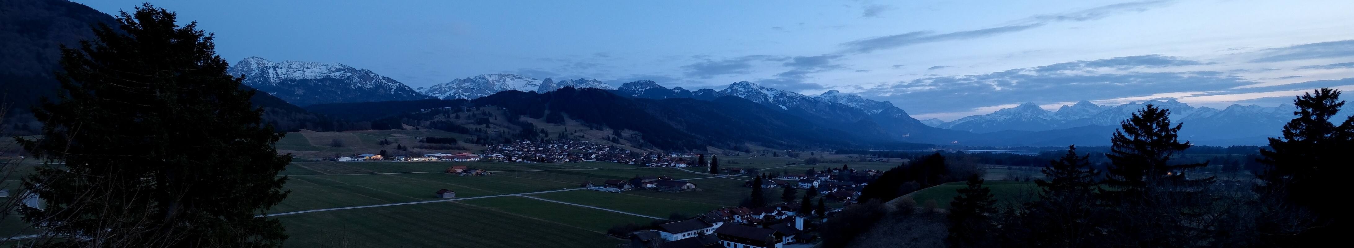 Archiv Foto Webcam Halblech - Blick über Buching