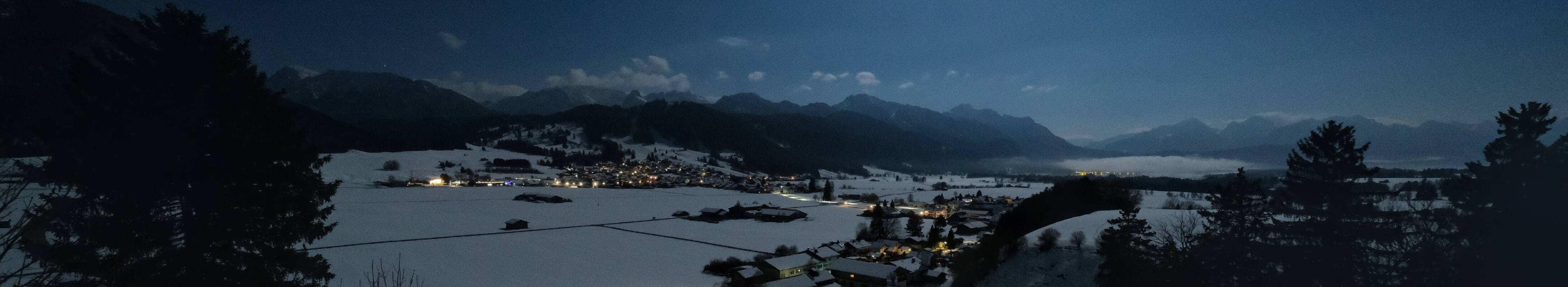 Archiv Foto Webcam Halblech - Blick über Buching