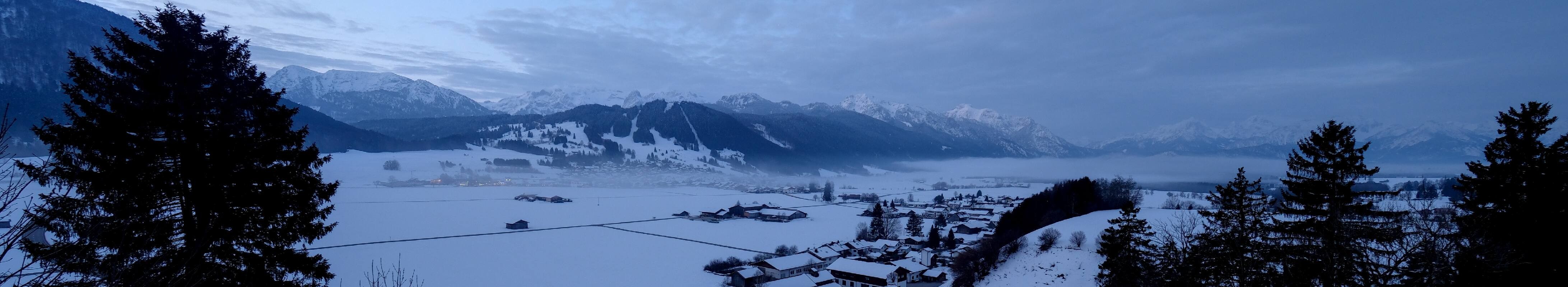 Archiv Foto Webcam Halblech - Blick über Buching