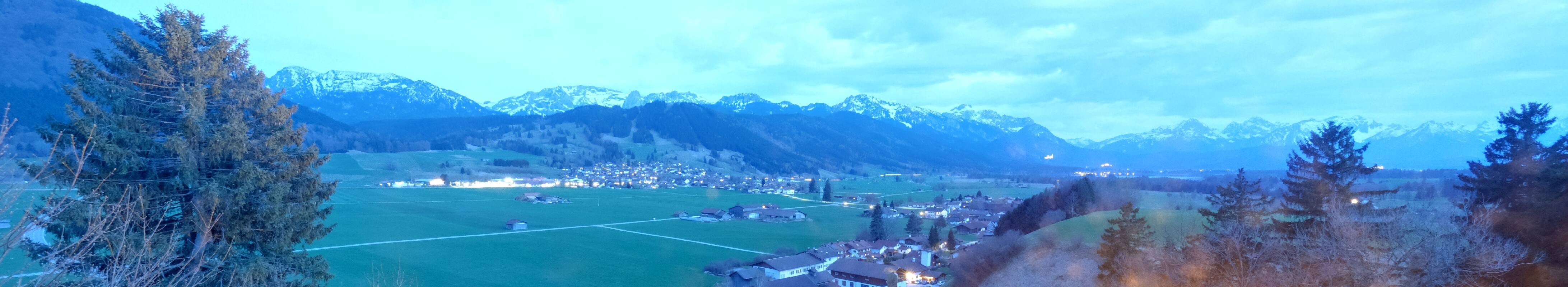 Archiv Foto Webcam Halblech - Blick über Buching