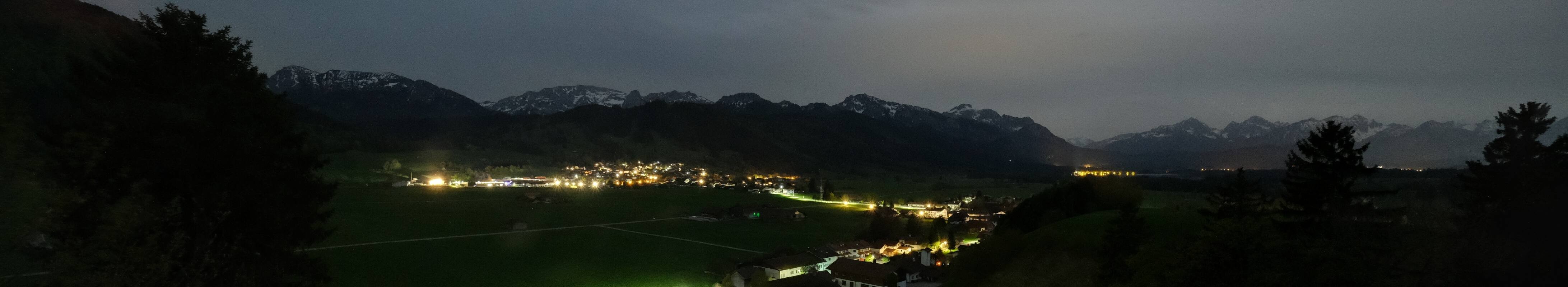 Archiv Foto Webcam Halblech - Blick über Buching