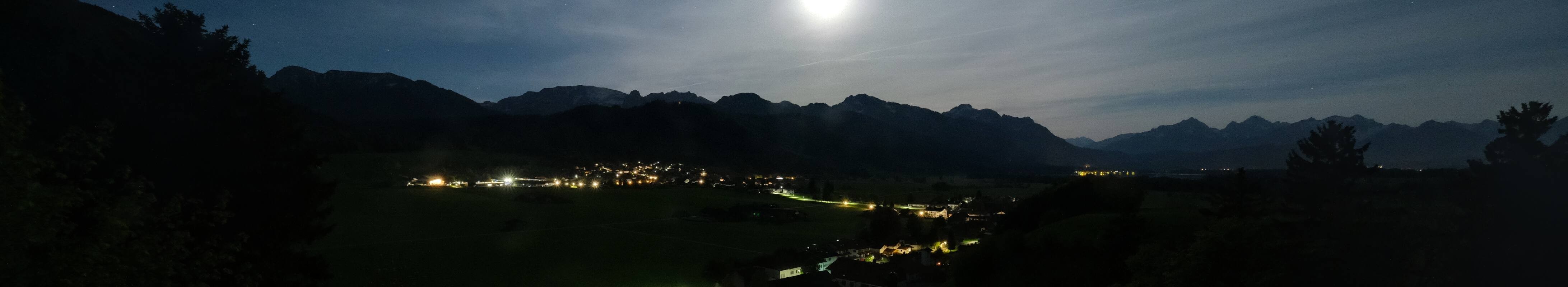 Archiv Foto Webcam Halblech - Blick über Buching