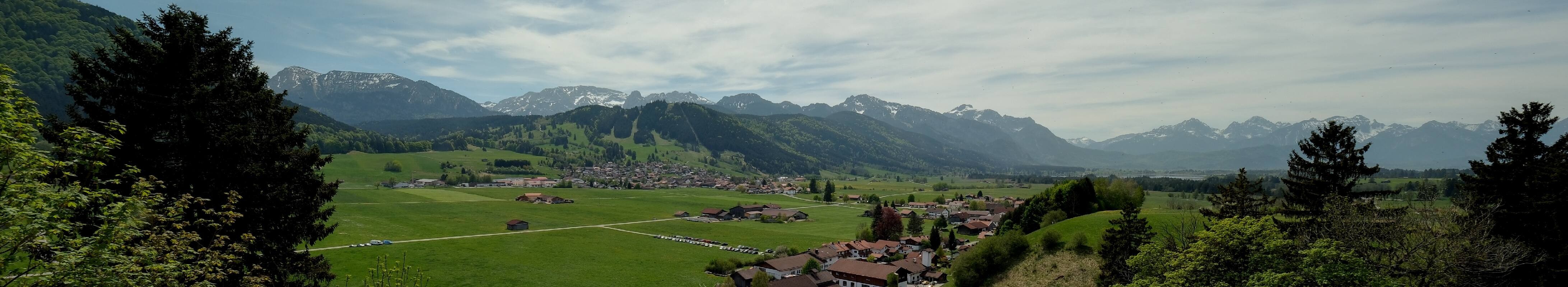 Archiv Foto Webcam Halblech - Blick über Buching