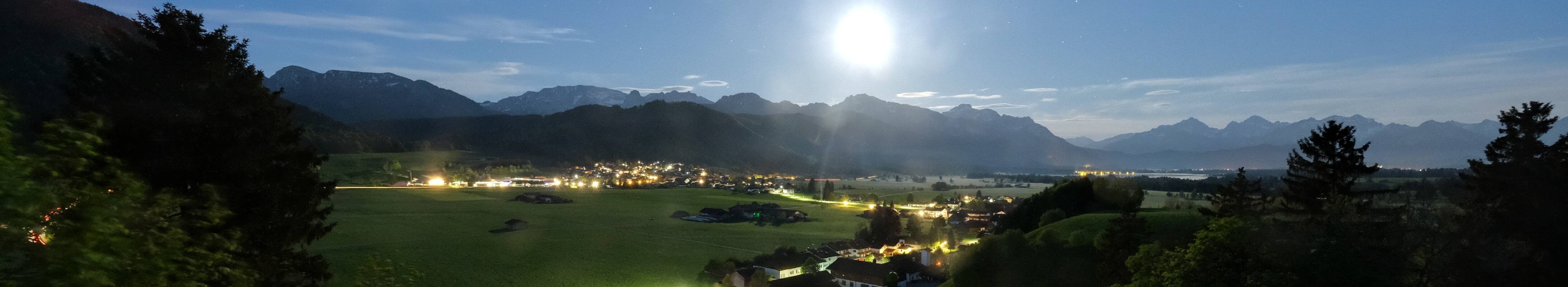 Archiv Foto Webcam Halblech - Blick über Buching