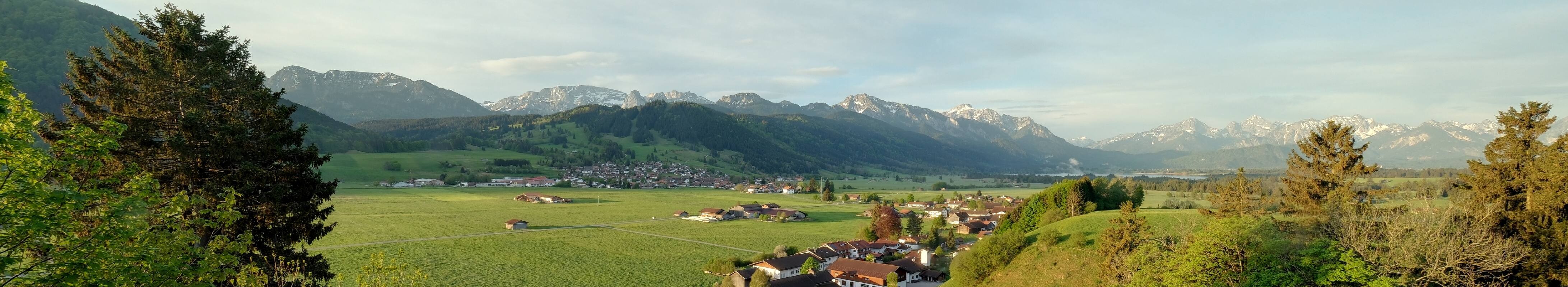 Archiv Foto Webcam Halblech - Blick über Buching