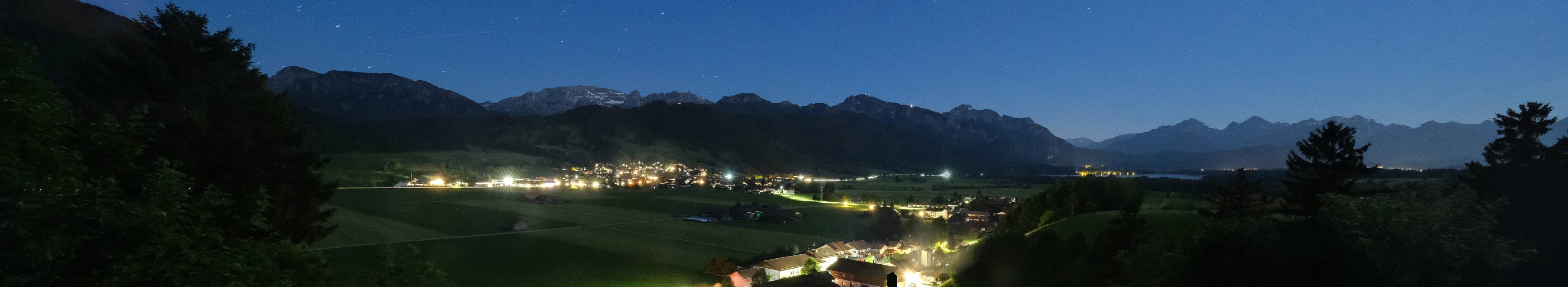 Archiv Foto Webcam Halblech - Blick über Buching