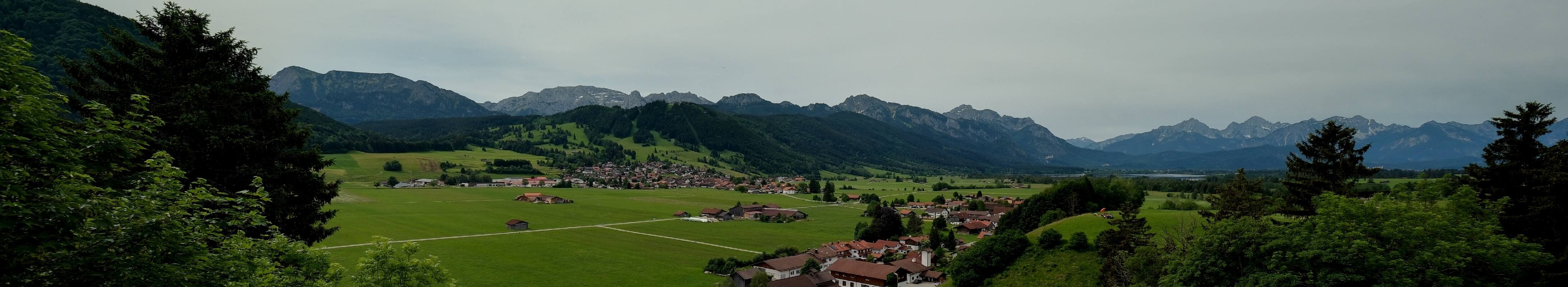 Archiv Foto Webcam Halblech - Blick über Buching