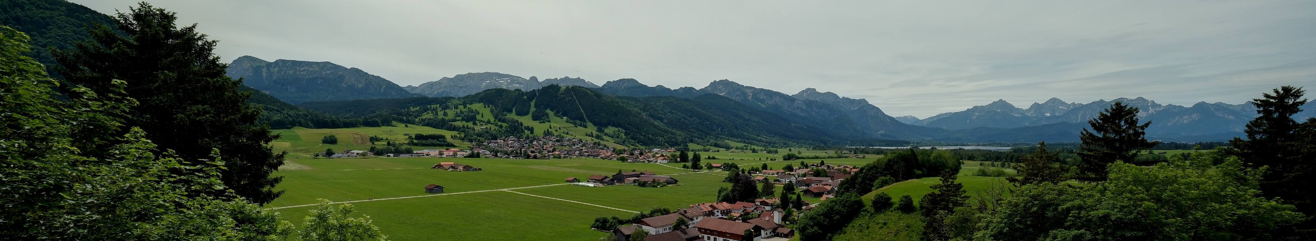 Archiv Foto Webcam Halblech - Blick über Buching