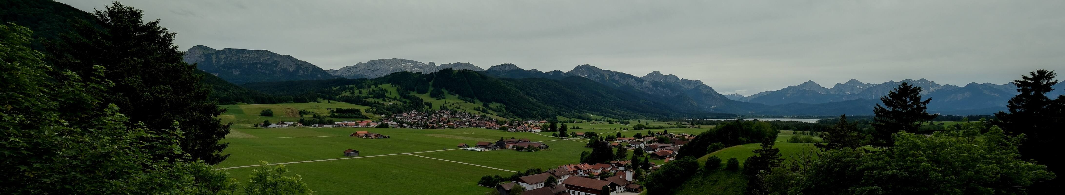 Archiv Foto Webcam Halblech - Blick über Buching