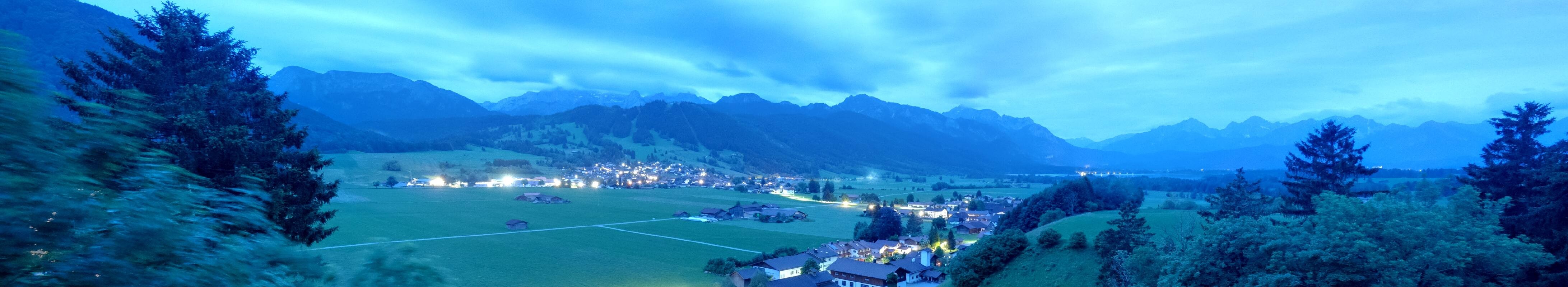 Archiv Foto Webcam Halblech - Blick über Buching