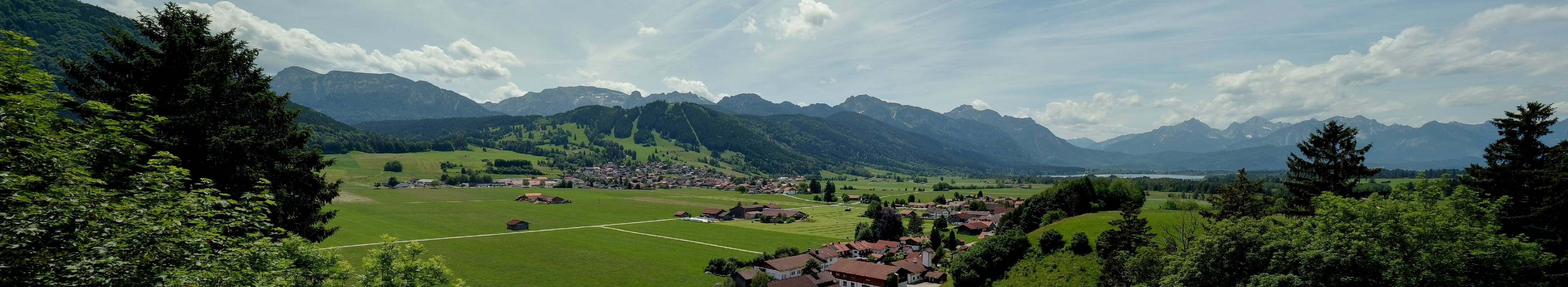 Archiv Foto Webcam Halblech - Blick über Buching