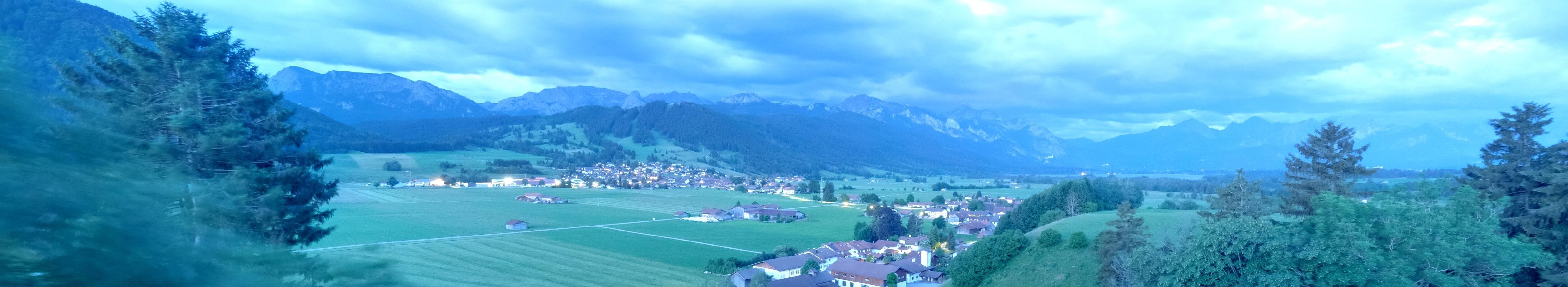 Archiv Foto Webcam Halblech - Blick über Buching