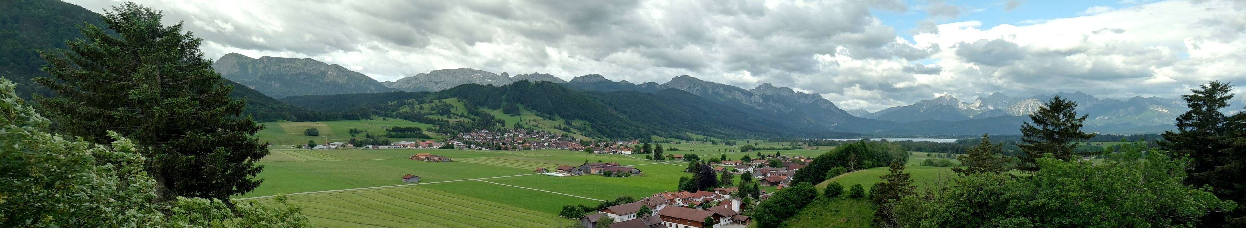 Archiv Foto Webcam Halblech - Blick über Buching