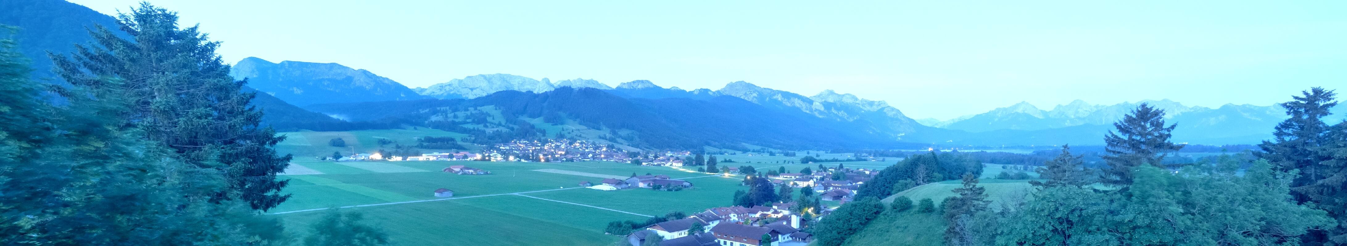 Archiv Foto Webcam Halblech - Blick über Buching