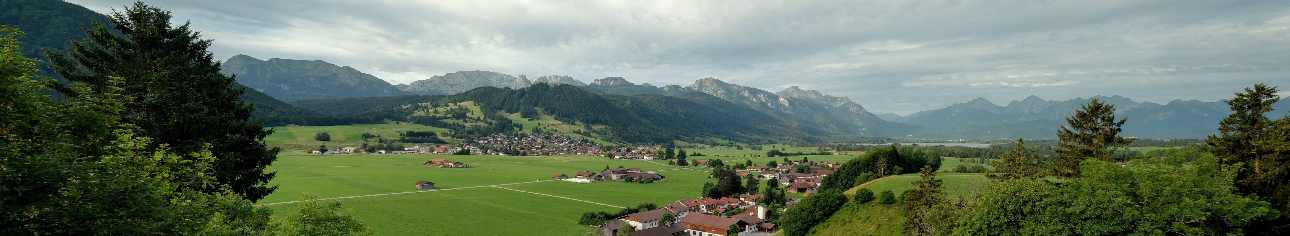 Archiv Foto Webcam Halblech - Blick über Buching