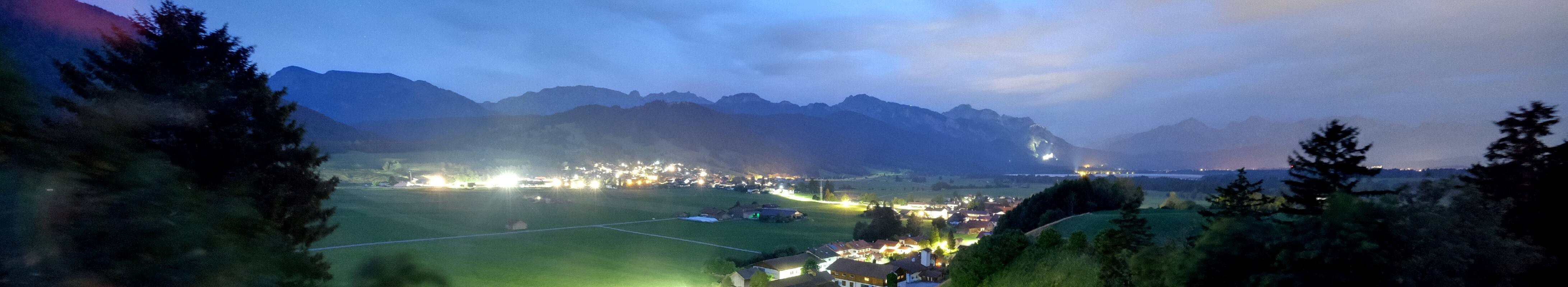 Archiv Foto Webcam Halblech - Blick über Buching