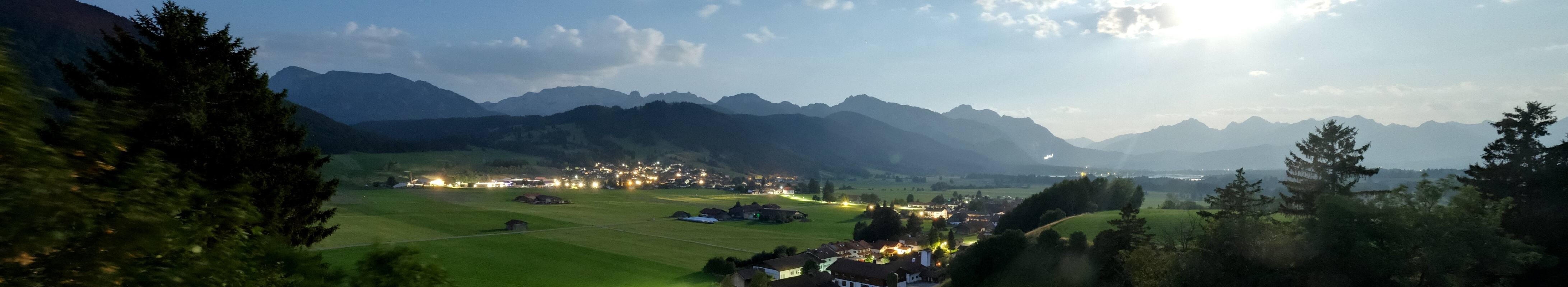 Archiv Foto Webcam Halblech - Blick über Buching
