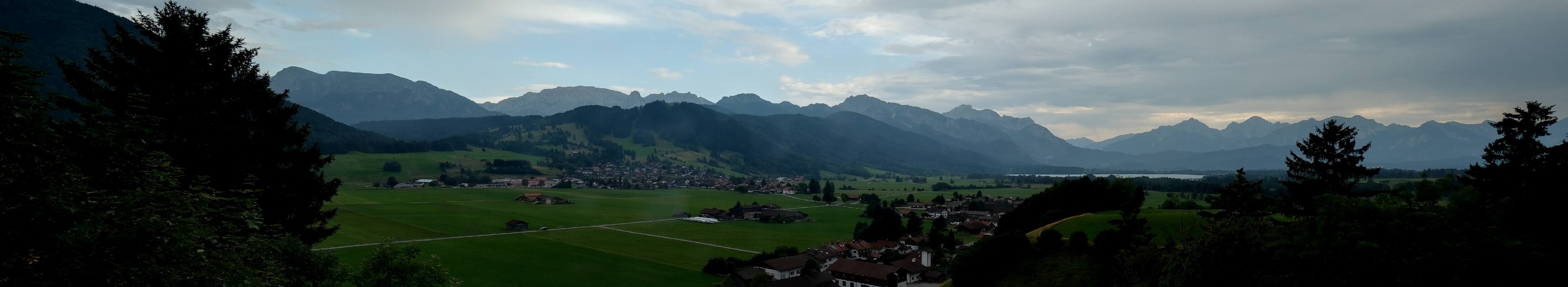 Archiv Foto Webcam Halblech - Blick über Buching