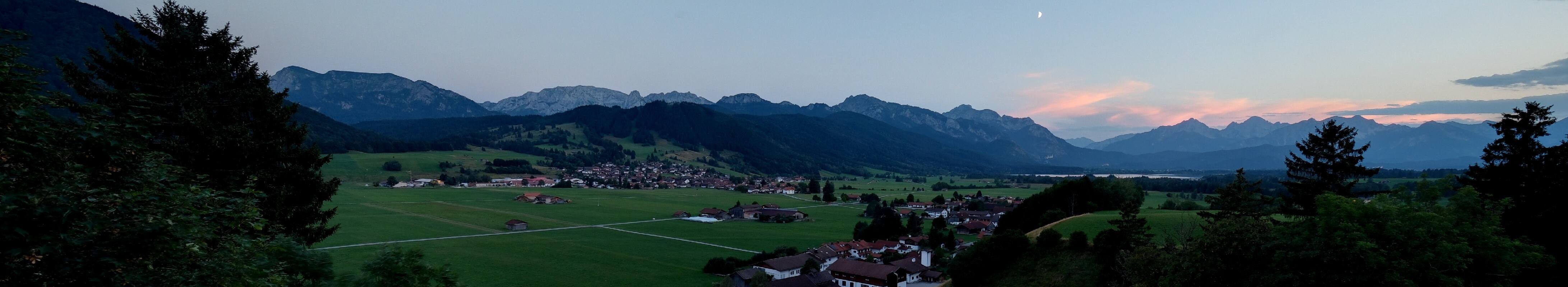 Archiv Foto Webcam Halblech - Blick über Buching
