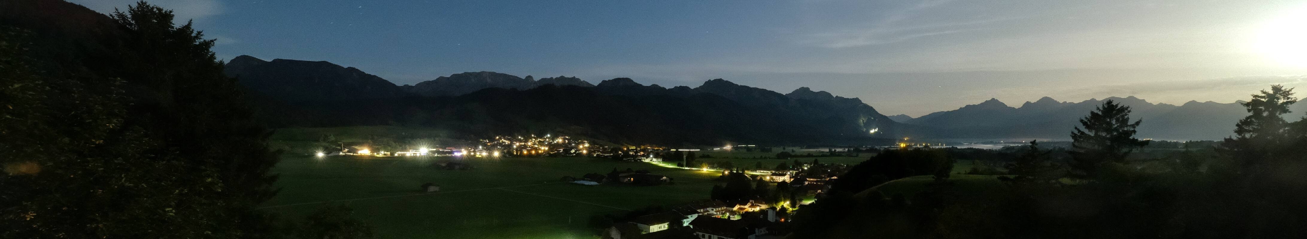 Archiv Foto Webcam Halblech - Blick über Buching