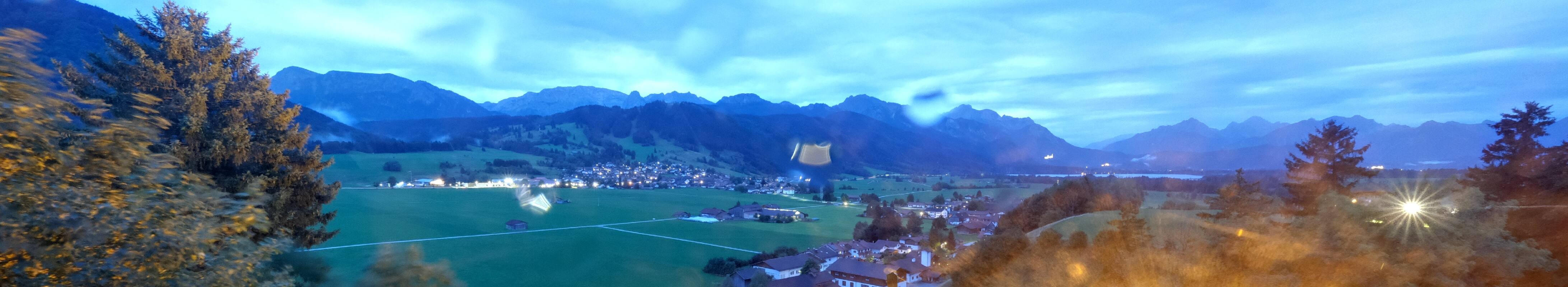 Archiv Foto Webcam Halblech - Blick über Buching