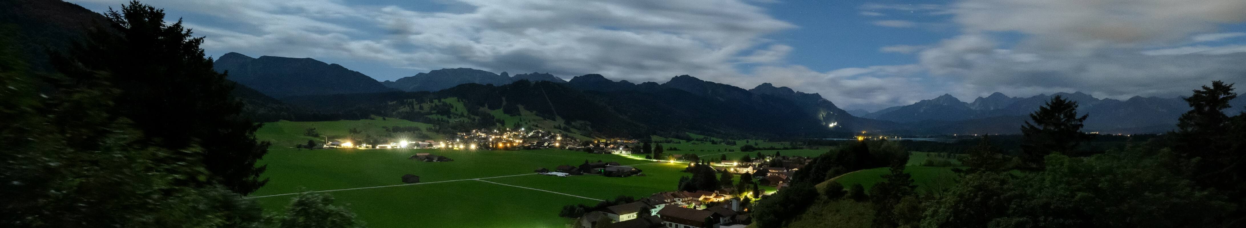Archiv Foto Webcam Halblech - Blick über Buching