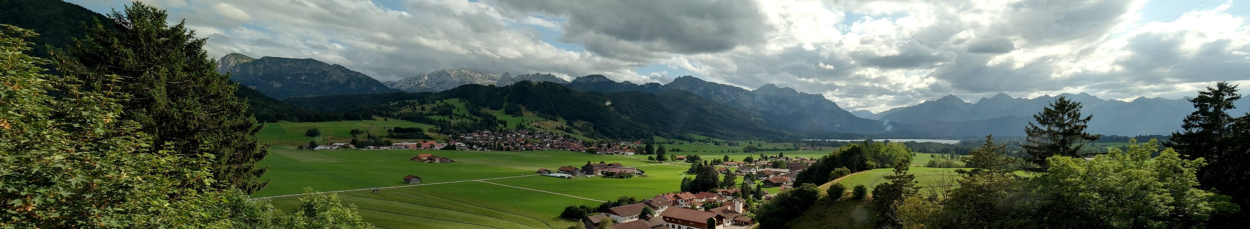 Archiv Foto Webcam Halblech - Blick über Buching