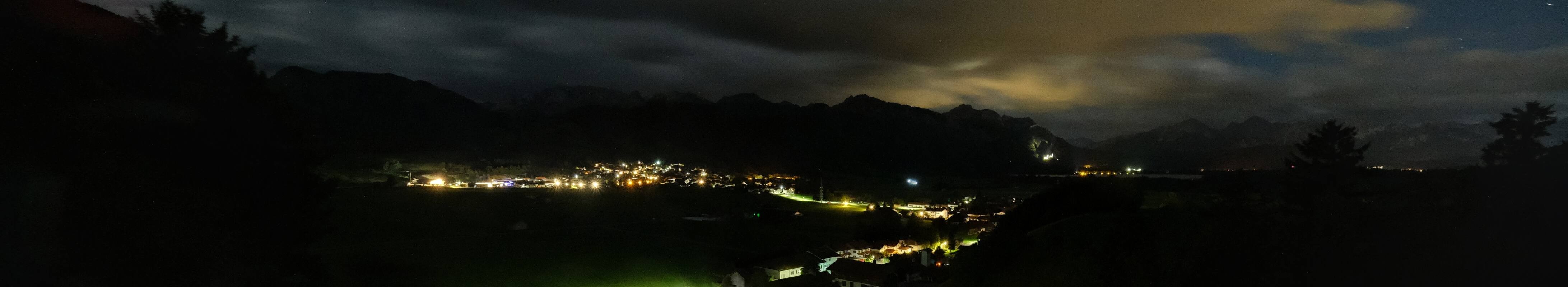 Archiv Foto Webcam Halblech - Blick über Buching