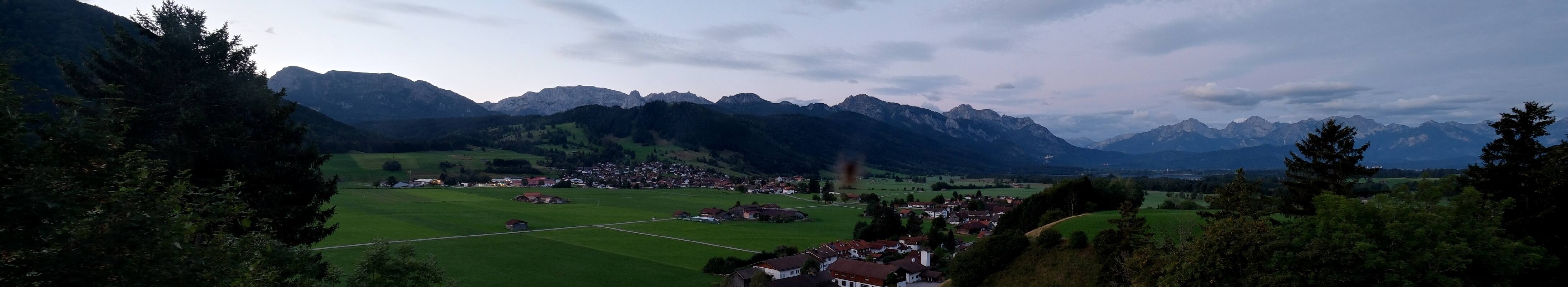 Archiv Foto Webcam Halblech - Blick über Buching