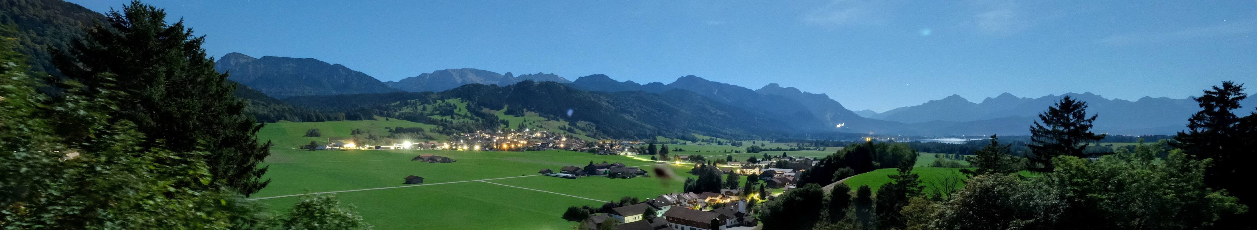 Archiv Foto Webcam Halblech - Blick über Buching