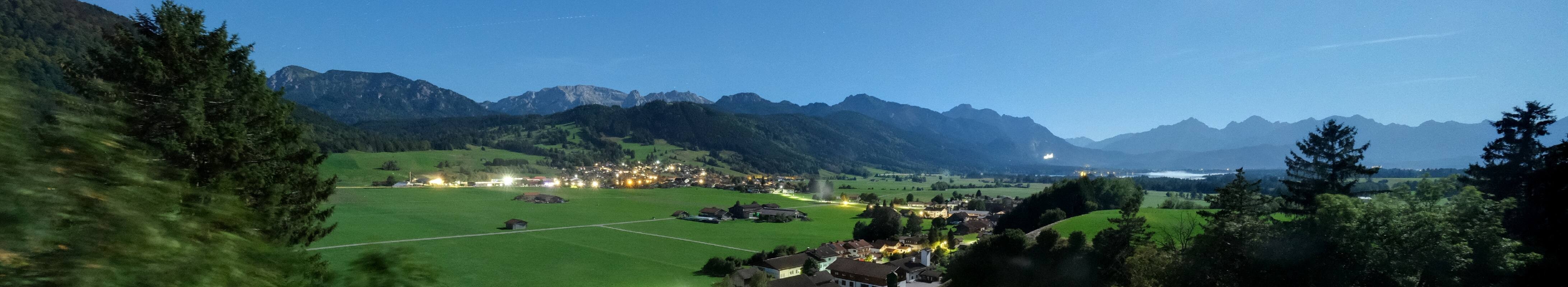 Archiv Foto Webcam Halblech - Blick über Buching