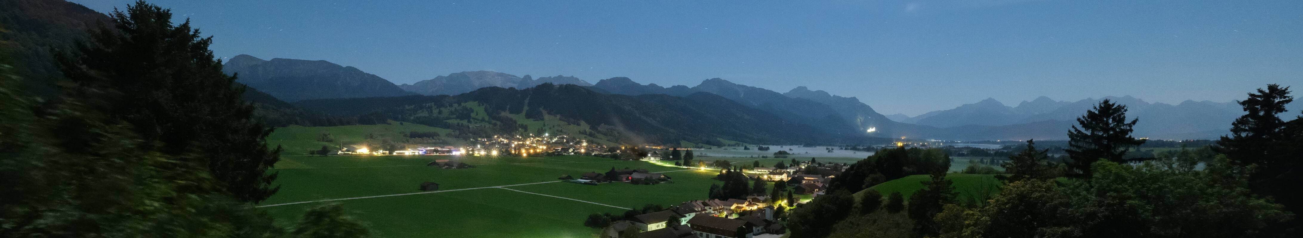 Archiv Foto Webcam Halblech - Blick über Buching