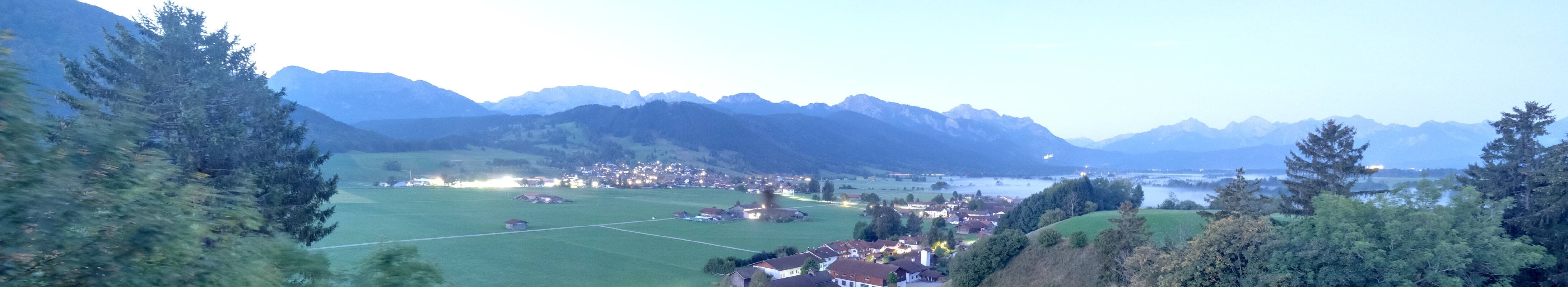Archiv Foto Webcam Halblech - Blick über Buching
