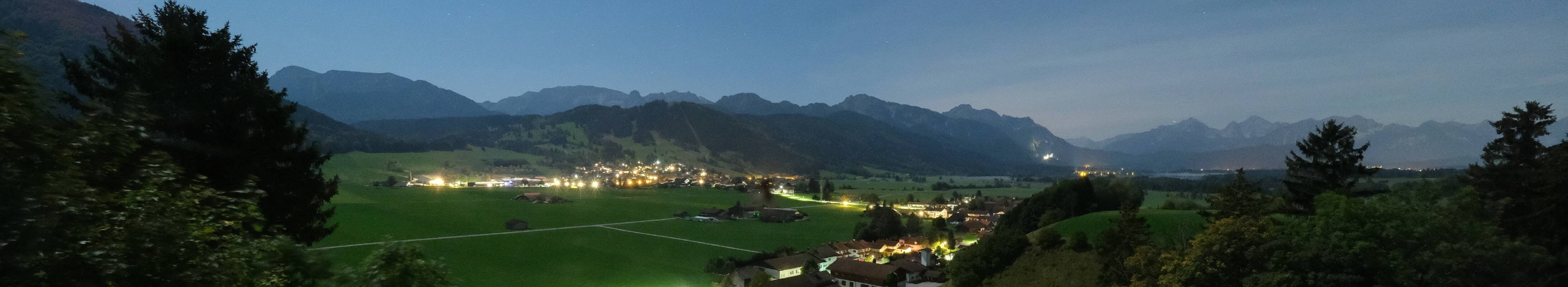 Archiv Foto Webcam Halblech - Blick über Buching