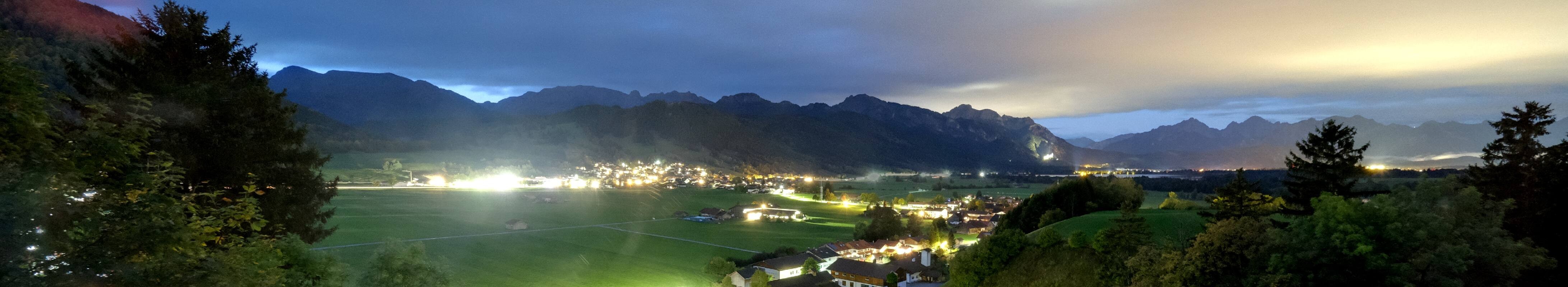 Archiv Foto Webcam Halblech - Blick über Buching