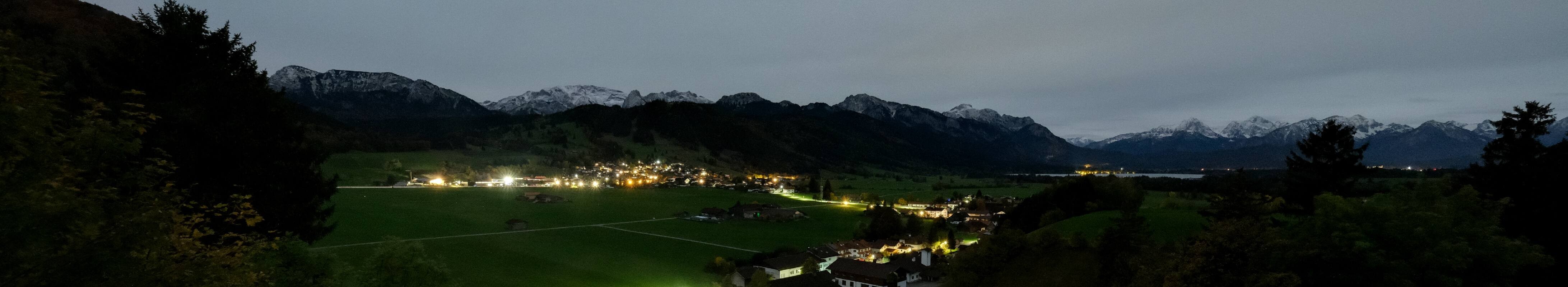 Archiv Foto Webcam Halblech - Blick über Buching