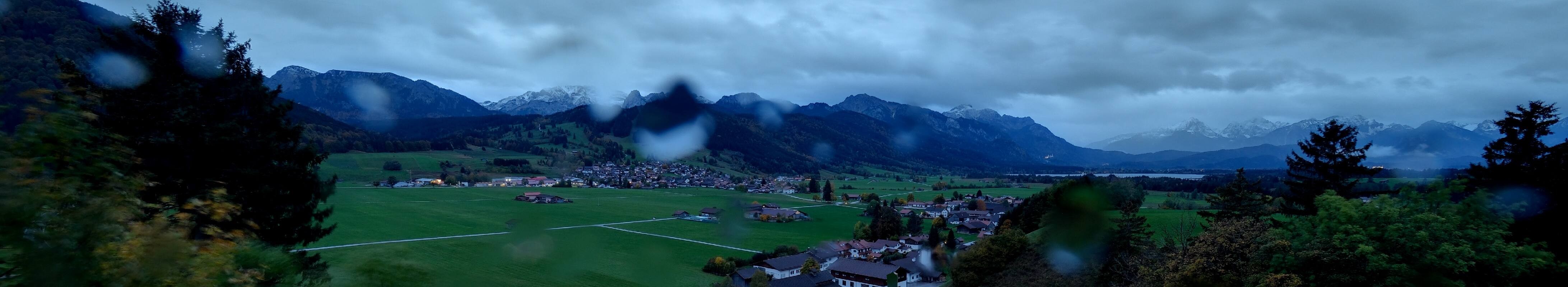 Archiv Foto Webcam Halblech - Blick über Buching