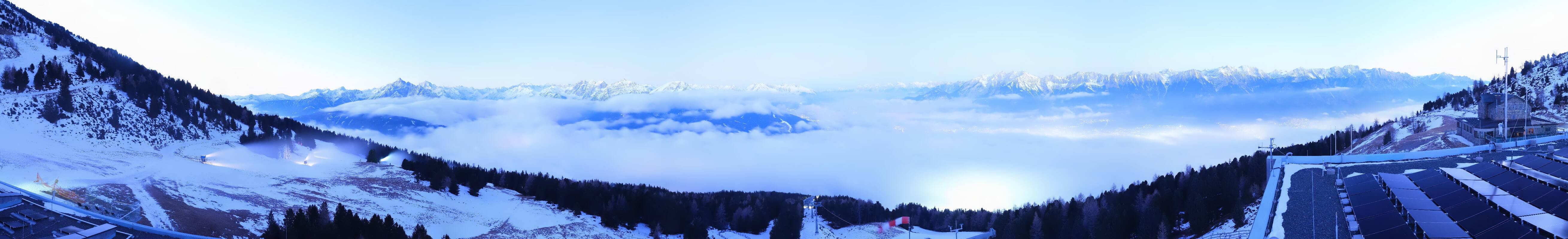 Archiv Foto Webcam Patscherkofel - Blick auf Innsbruck