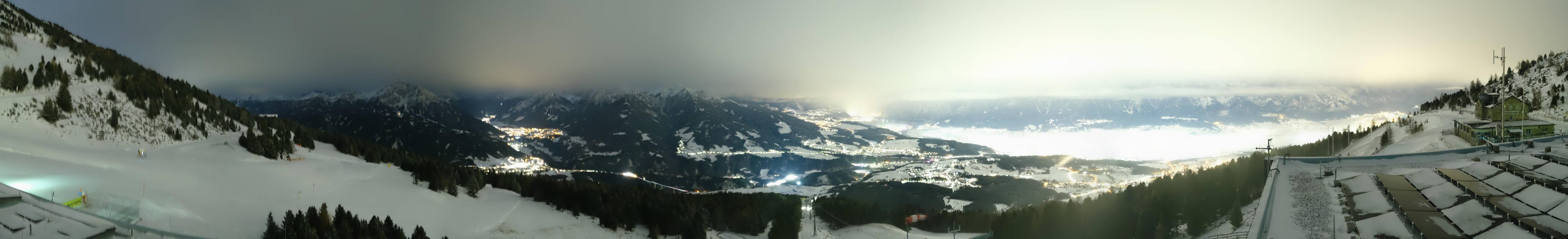 Archiv Foto Webcam Patscherkofel - Blick auf Innsbruck