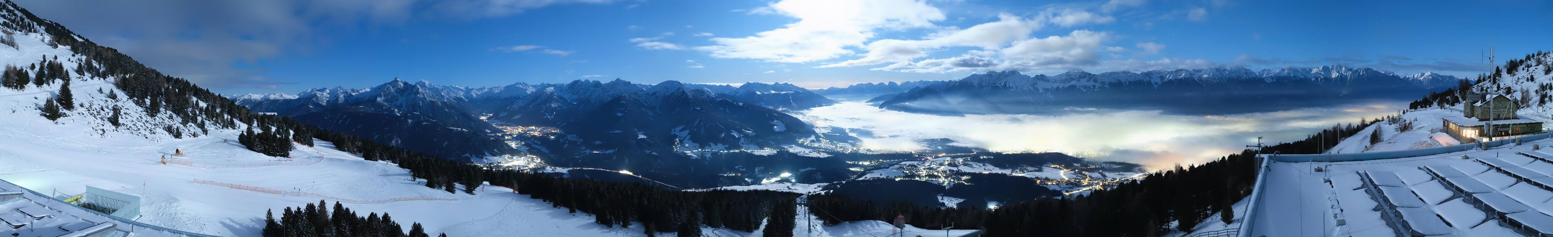 Archiv Foto Webcam Patscherkofel - Blick auf Innsbruck