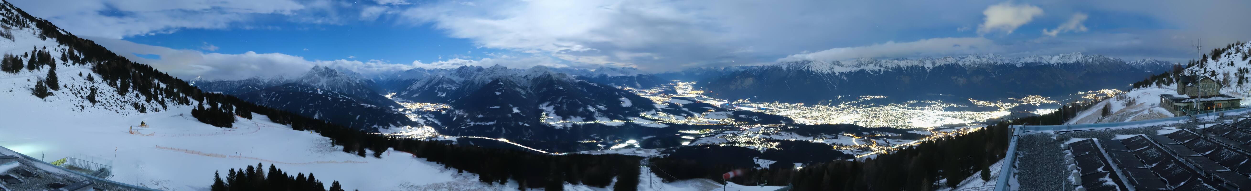 Archiv Foto Webcam Patscherkofel - Blick auf Innsbruck