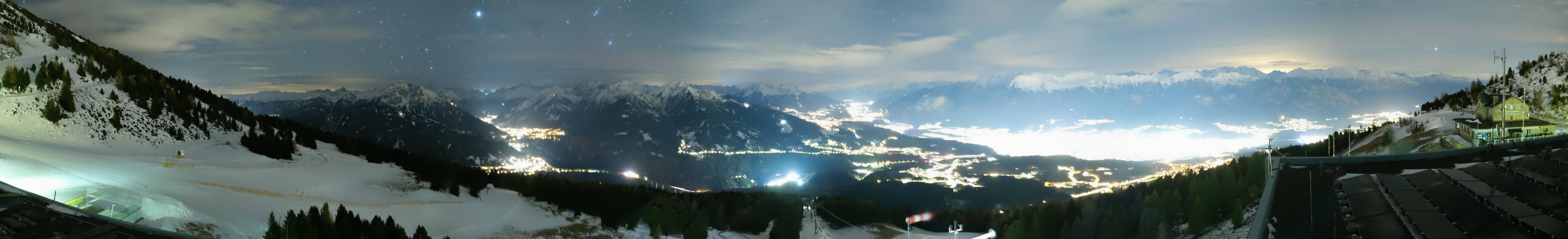 Archiv Foto Webcam Patscherkofel - Blick auf Innsbruck