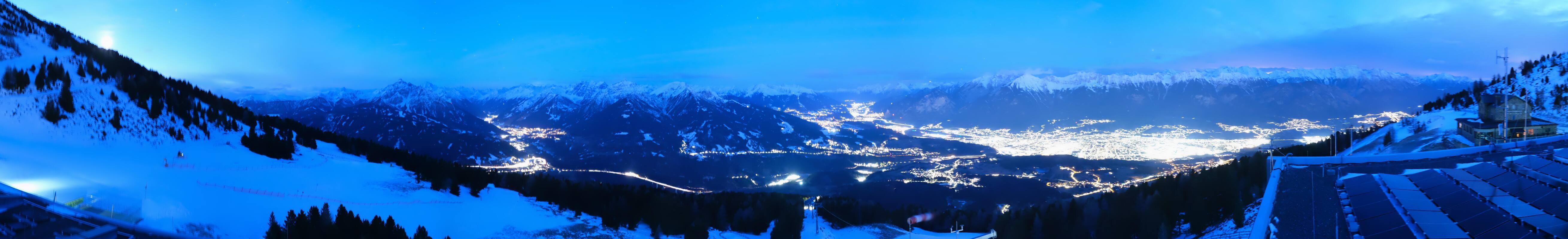 Archiv Foto Webcam Patscherkofel - Blick auf Innsbruck