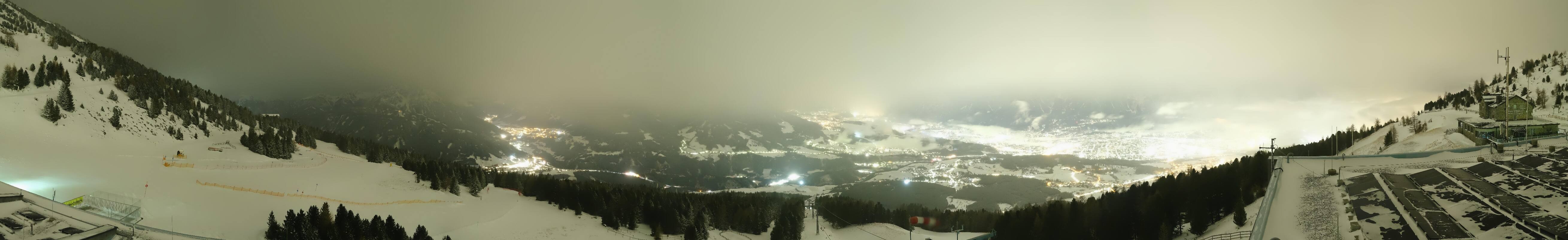 Archiv Foto Webcam Patscherkofel - Blick auf Innsbruck