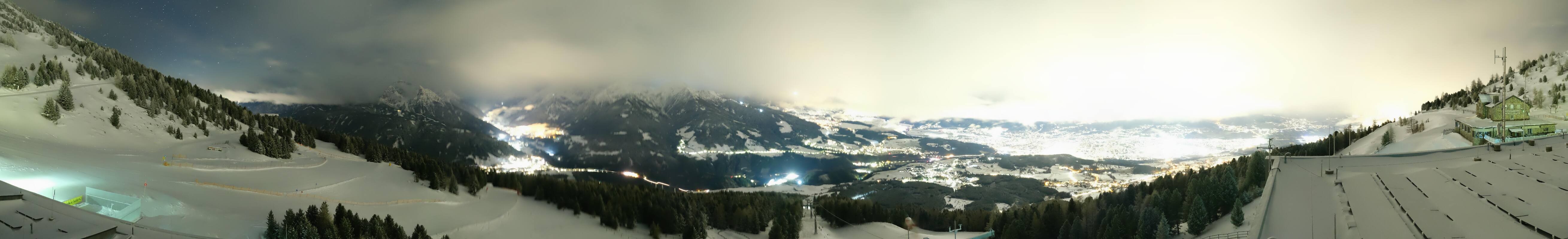 Archiv Foto Webcam Patscherkofel - Blick auf Innsbruck