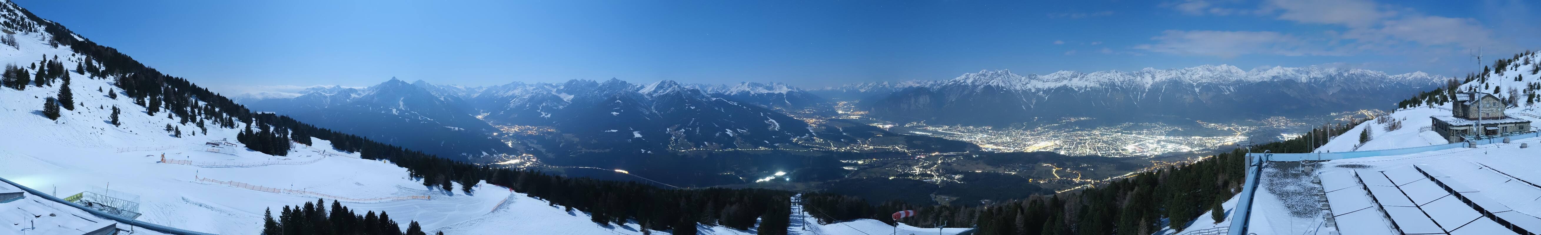Archiv Foto Webcam Patscherkofel - Blick auf Innsbruck