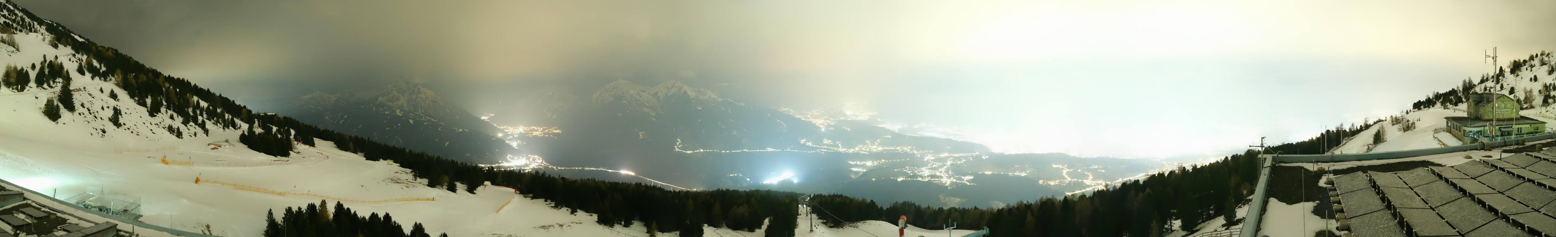 Archiv Foto Webcam Patscherkofel - Blick auf Innsbruck