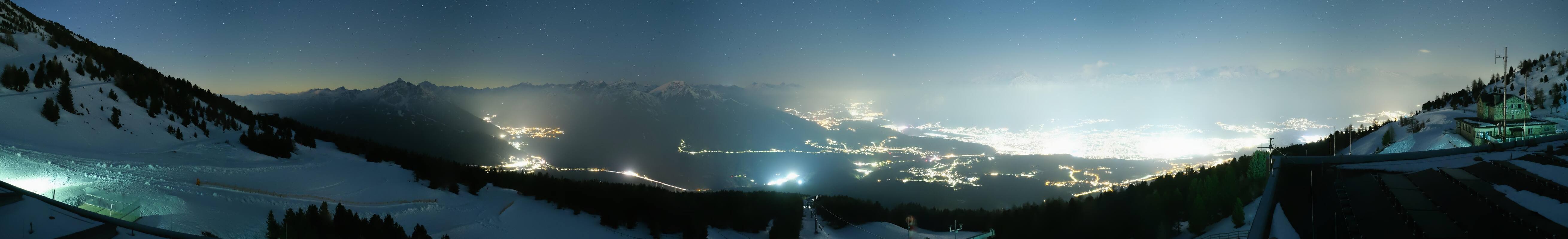 Archiv Foto Webcam Patscherkofel - Blick auf Innsbruck