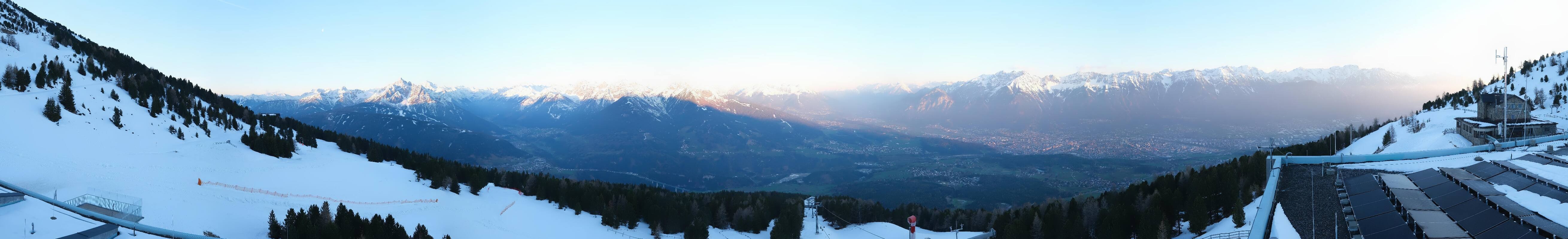Archiv Foto Webcam Patscherkofel - Blick auf Innsbruck