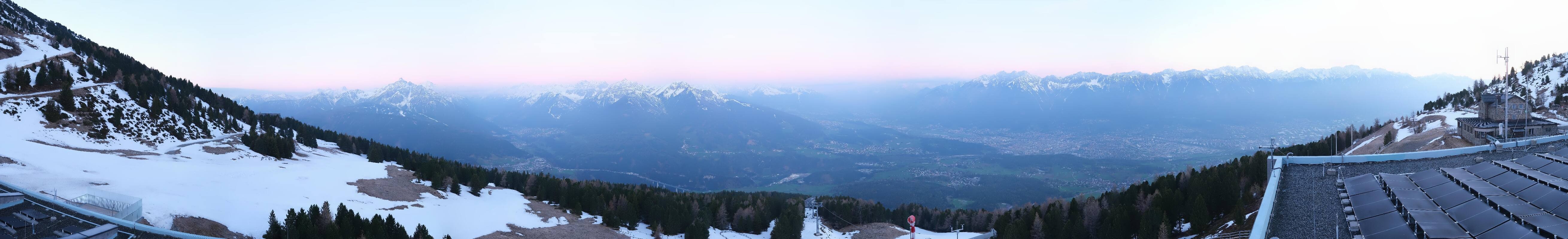 Archiv Foto Webcam Patscherkofel - Blick auf Innsbruck
